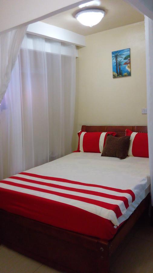 נקורו Royal Palm Hotel And Suites מראה חיצוני תמונה
